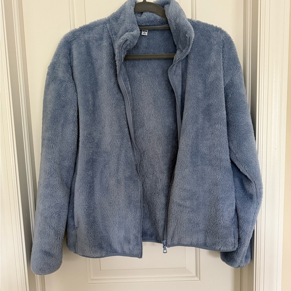UNIQLO Cozy Blue Fleece Jacket